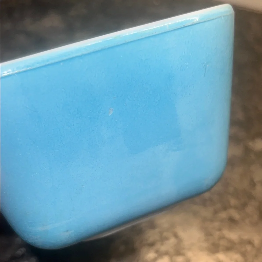 Vintage Pyrex Blue Rectangular casserole baking Dish.